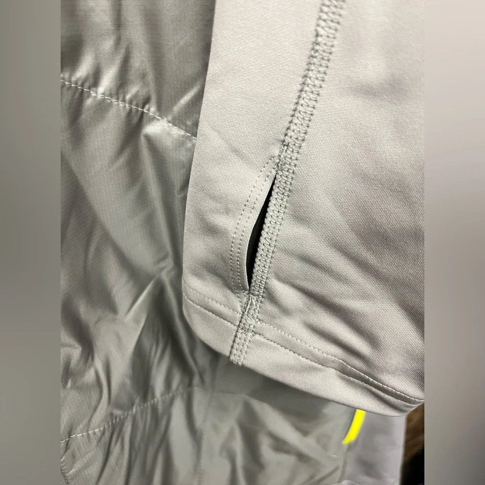 The North Face‎ Gray Jacket, Men’s Size: XLarge